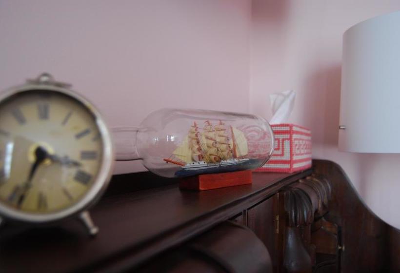 Hotelli Cutmore Cottages - L'auberge Angara