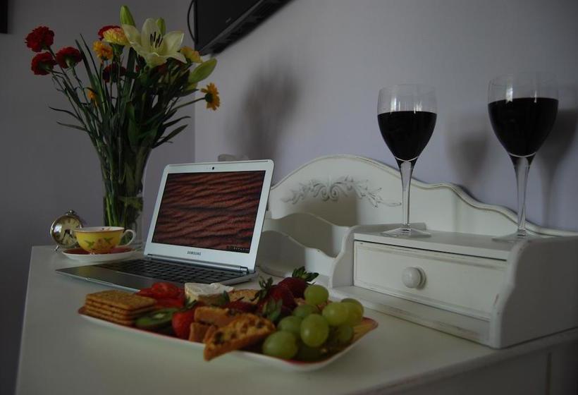 Hotelli Cutmore Cottages - L'auberge Angara