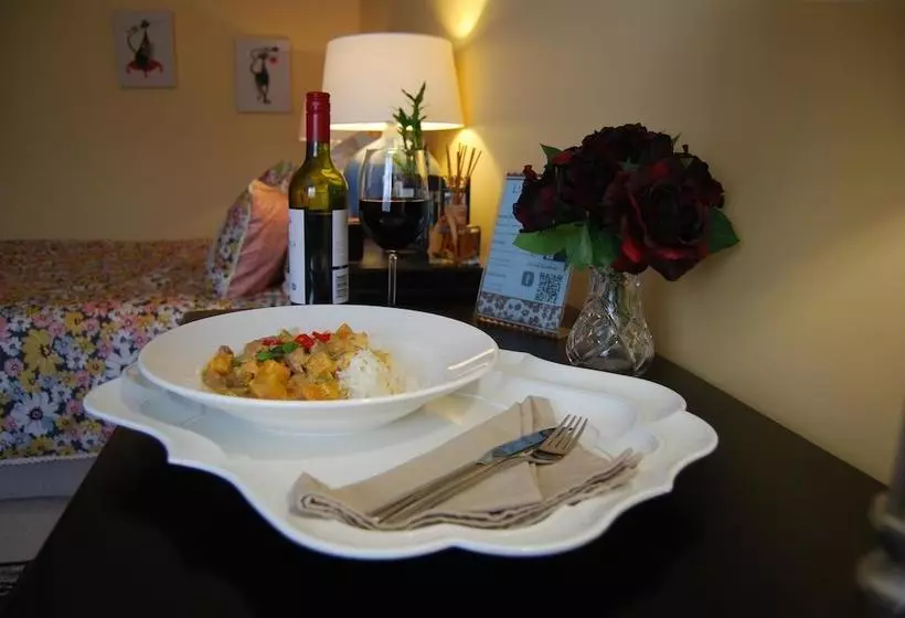 ホテル Cutmore Cottages - L'auberge Angara