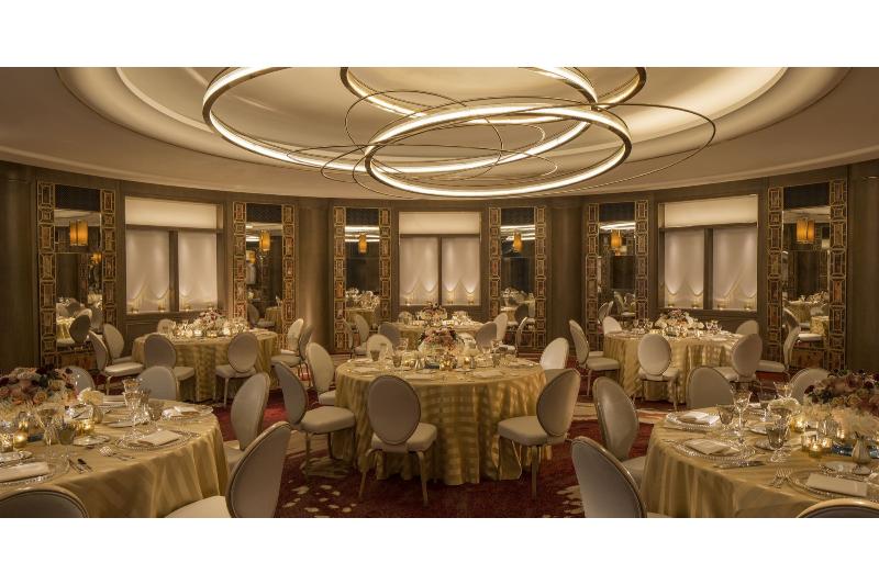 Four Seasons Hotel London At Tower Bridge