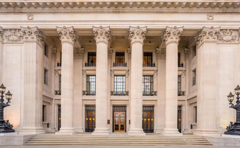 Four Seasons Hotel London At Tower Bridge