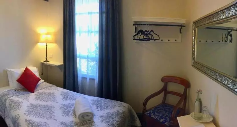 Hotelli Glenella Guesthouse