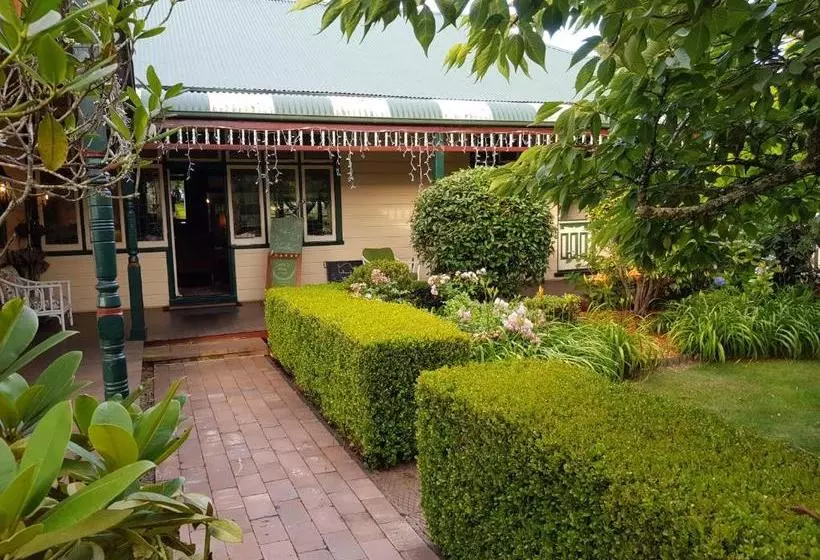 Hotelli Glenella Guesthouse