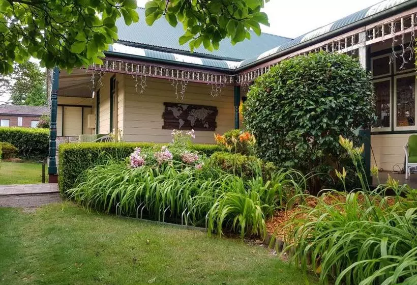 Hotelli Glenella Guesthouse