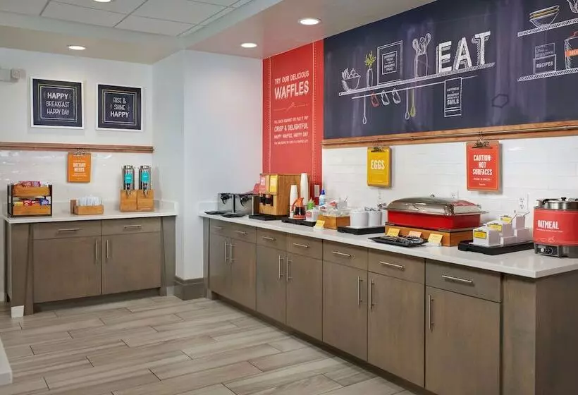 ホテル Hampton Inn Lockport  Buffalo