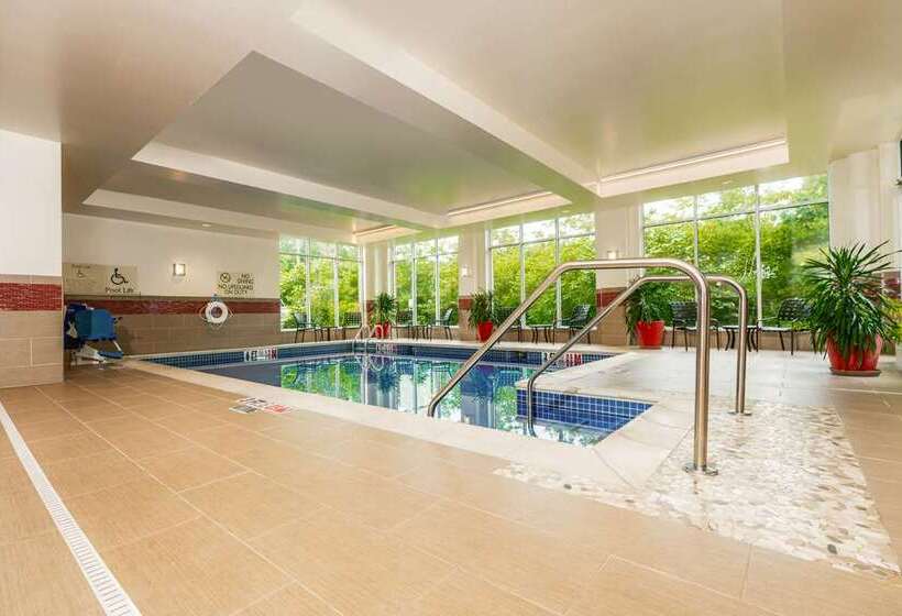 ホテル Hilton Garden Inn Indiana At Iup