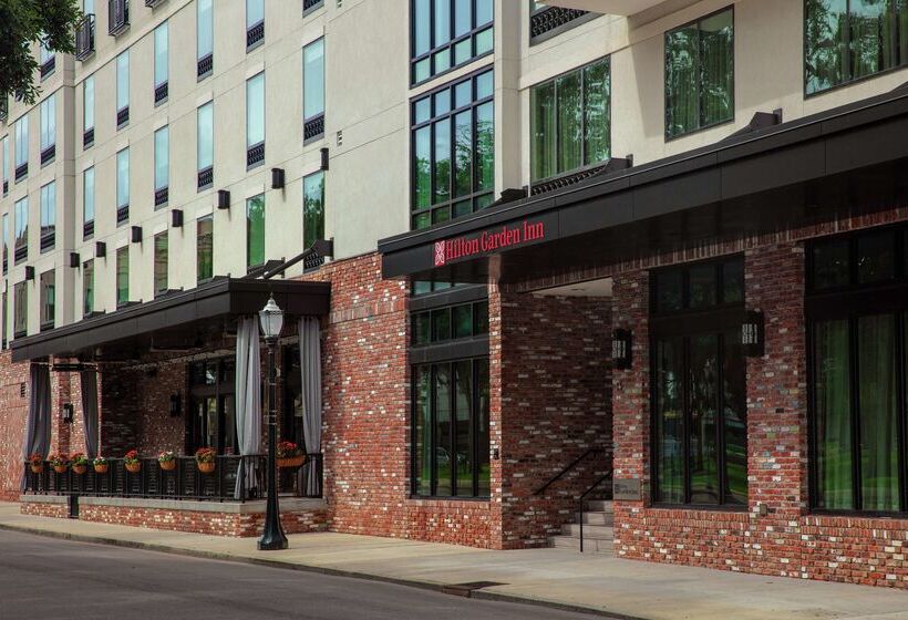 בית מלון כפרי Hilton Garden Inn Mobile Downtown