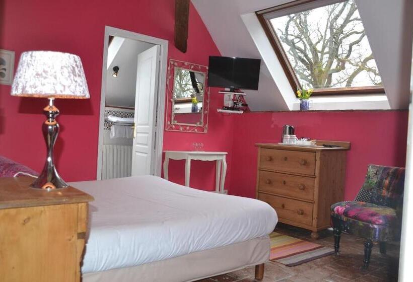 فندق Hôtel Les Grands Chênes