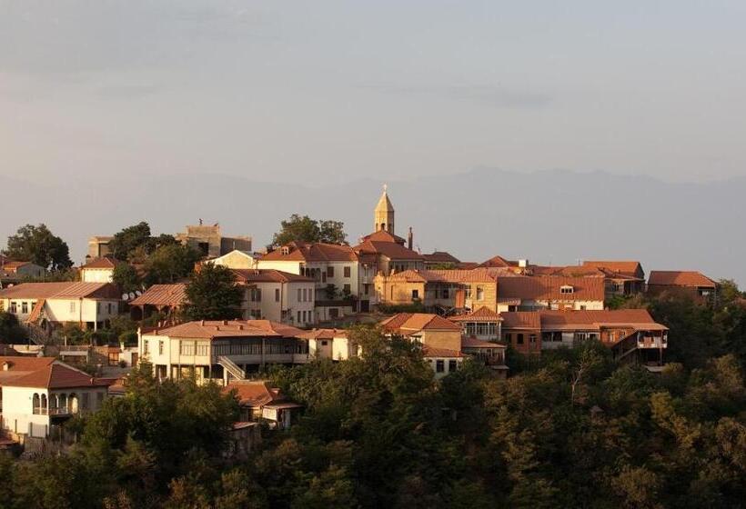 هتل Kabadoni Boutique