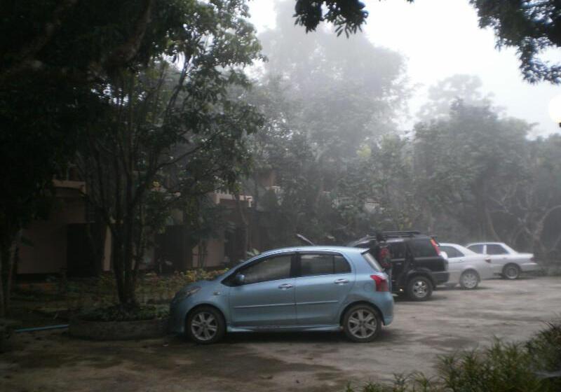 Szálloda Khunnam Rimtarn Resort