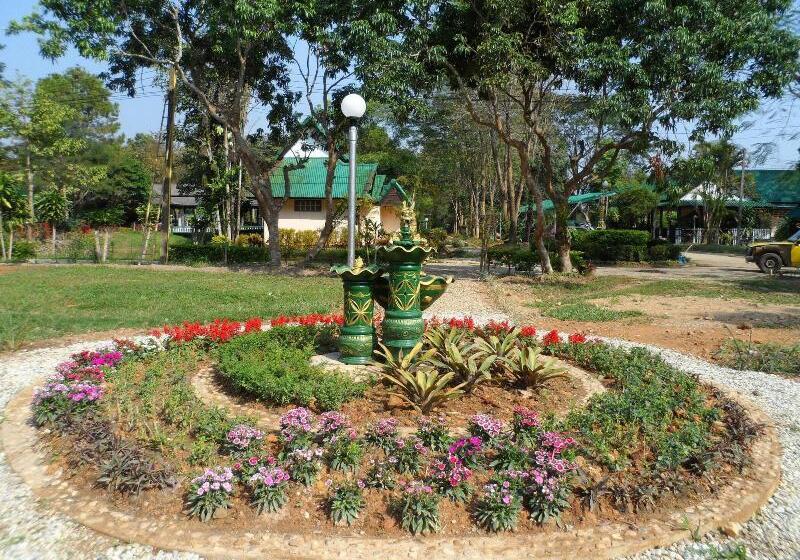 Szálloda Khunnam Rimtarn Resort