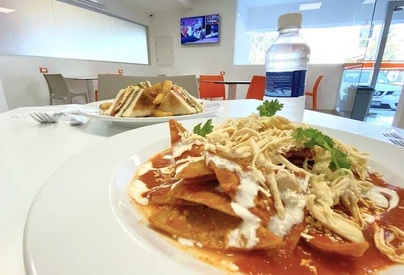 فندق Star Express Puebla