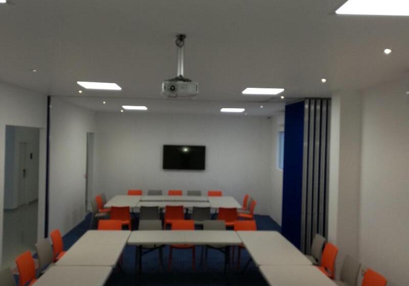 فندق Star Express Puebla