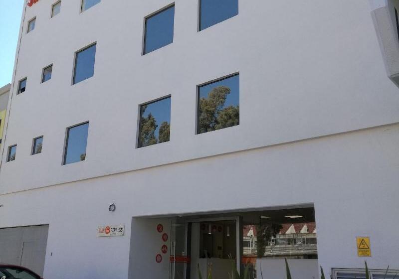 فندق Star Express Puebla