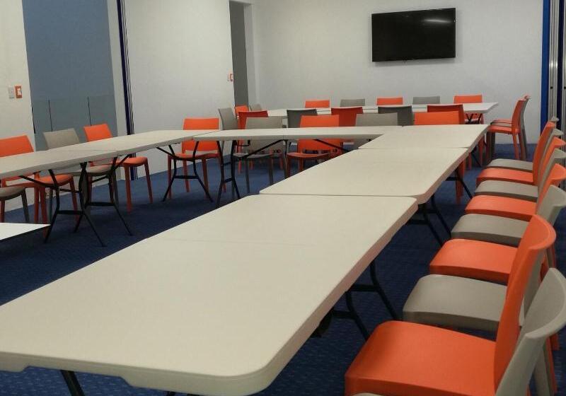 فندق Star Express Puebla