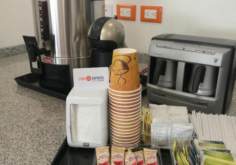 فندق Star Express Puebla