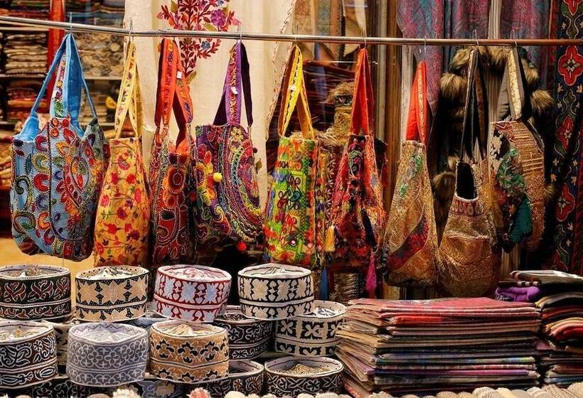 Muscat Hotel & Apartment