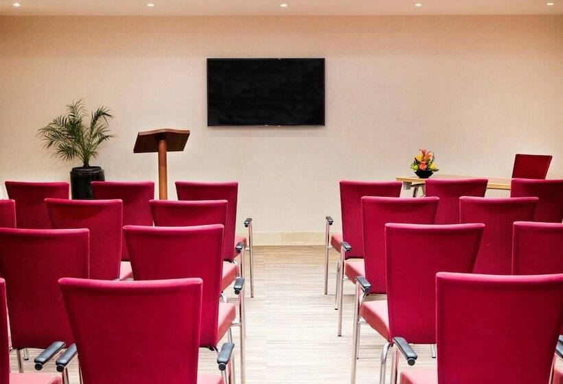 Muscat Hotel & Apartment