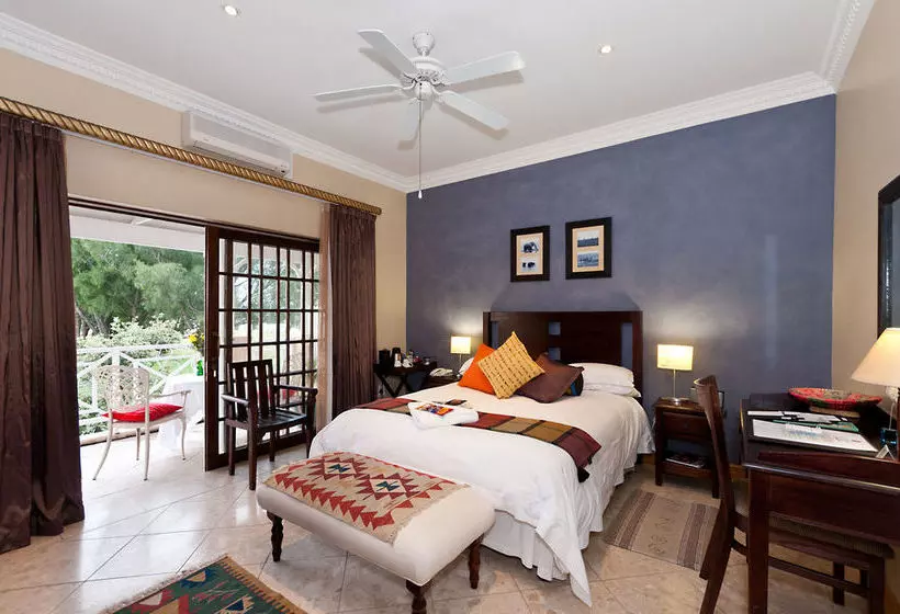 پانسیون Cape Flame Guest House