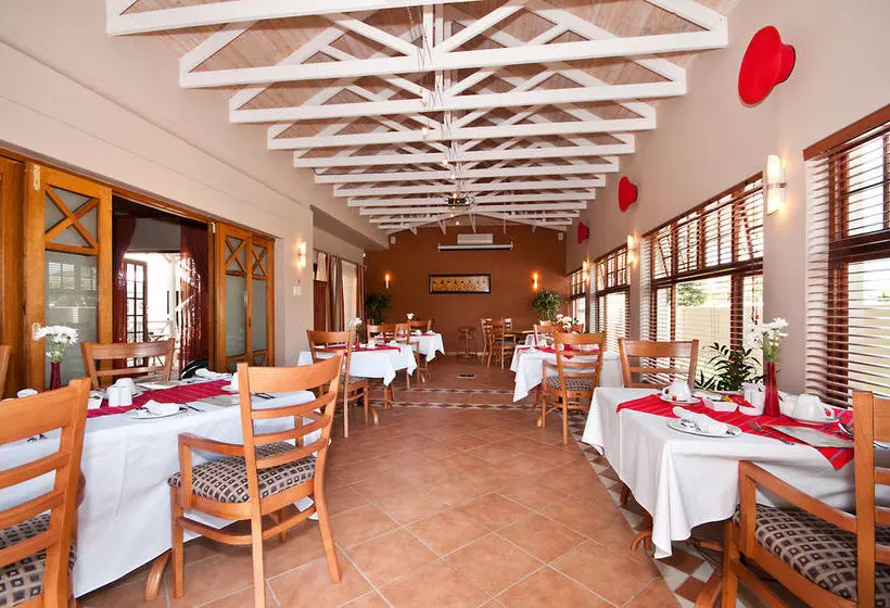 پانسیون Cape Flame Guest House