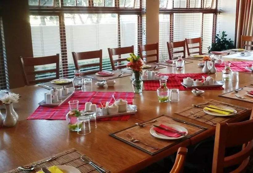 پانسیون Cape Flame Guest House