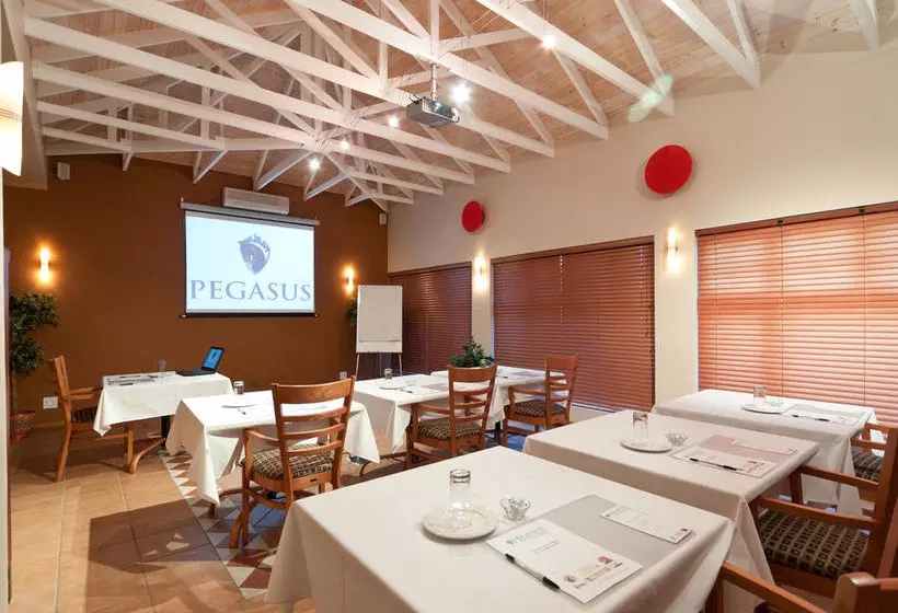 پانسیون Cape Flame Guest House