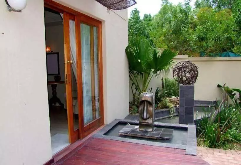 ペンション Twin Waters Guest House