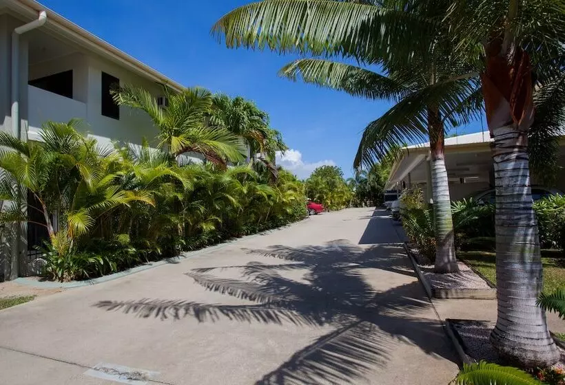Seaforth Apartments