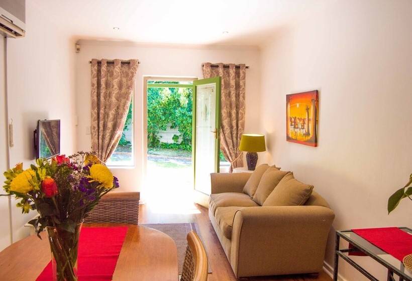 Vierlanden Garden Cottage