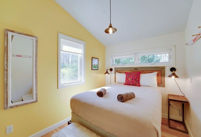 4 Season Gold Coast Cottage, 2 Mi To Winter Sports