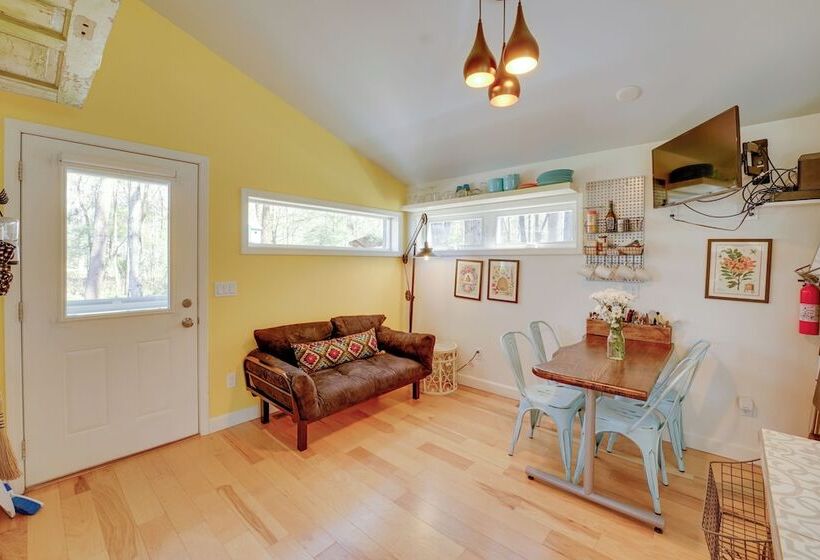 4 Season Gold Coast Cottage, 2 Mi To Winter Sports