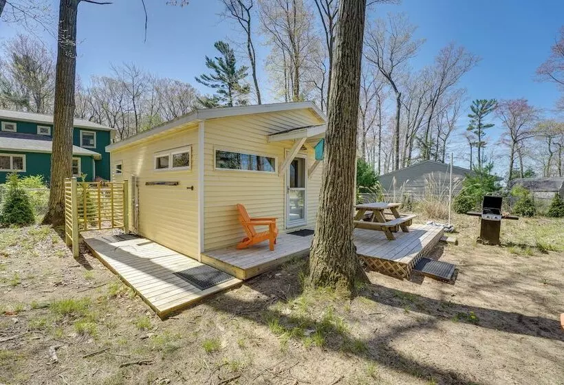 4 Season Gold Coast Cottage, 2 Mi To Winter Sports