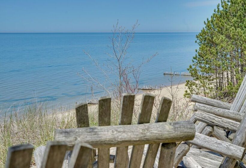 4 Season Gold Coast Cottage, 2 Mi To Winter Sports