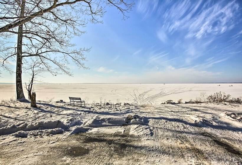 4 Season, Waterfront Houghton Lake House W/ Dock!