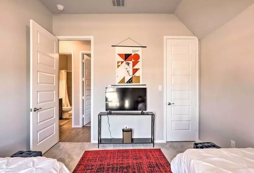 Artsy East Austin Manor W/ Fire Pit < 1 Mi To Golf