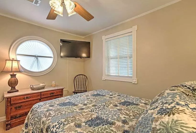 Bay St. Louis House W/ Boat Dock & Launch!