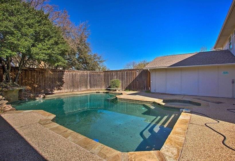 Private Outdoor Pool: Richardson Oasis!