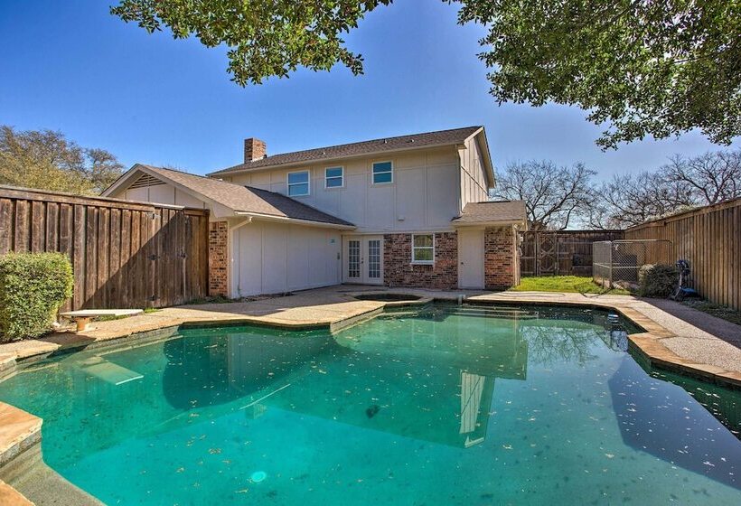 Private Outdoor Pool: Richardson Oasis!