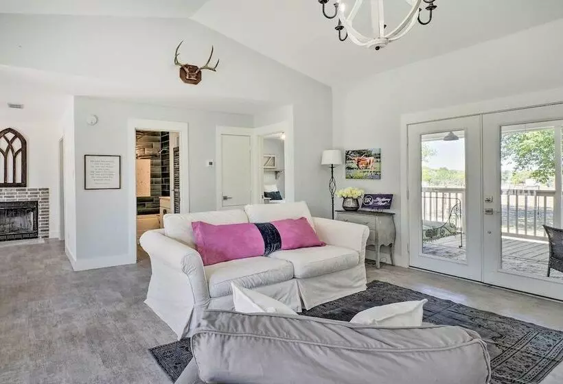 Blackberry Roost  Home ~ 4 Mi To Downtown Salado