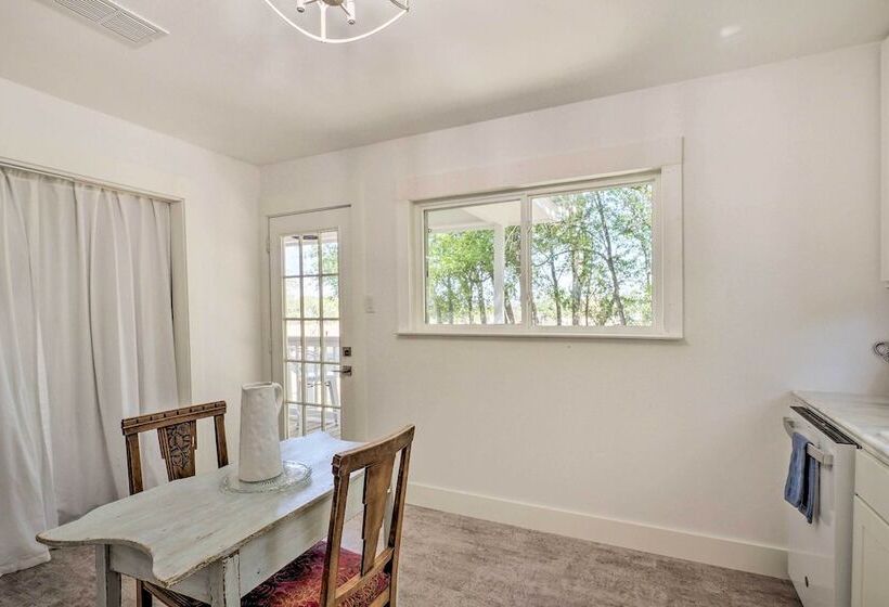 Blackberry Roost  Home ~ 4 Mi To Downtown Salado