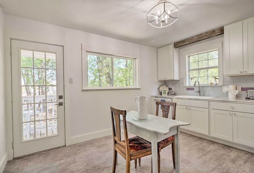 Blackberry Roost  Home ~ 4 Mi To Downtown Salado