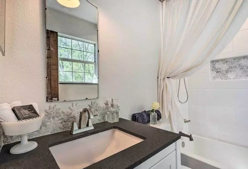 Blackberry Roost  Home ~ 4 Mi To Downtown Salado