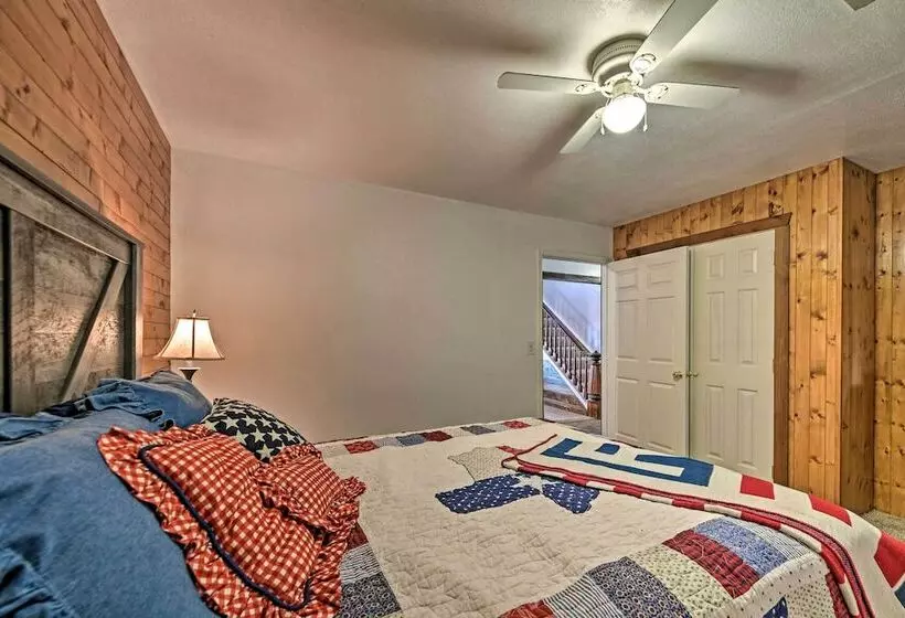 Charming Hamilton Farmhouse W/ Country Views!