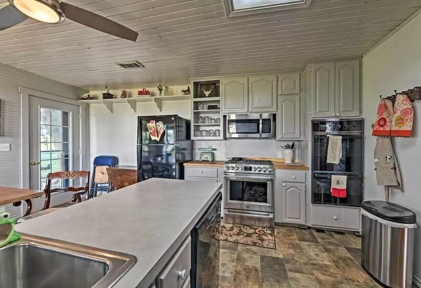 Charming Hamilton Farmhouse W/ Country Views!