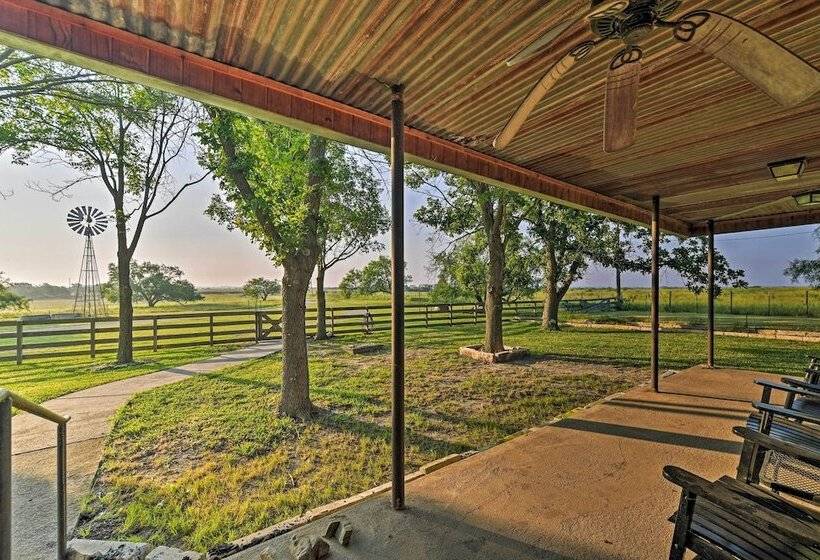 Charming Hamilton Farmhouse W/ Country Views!