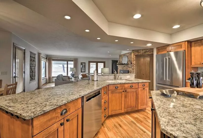 Charming Joliet Ranch House On A Working Farm