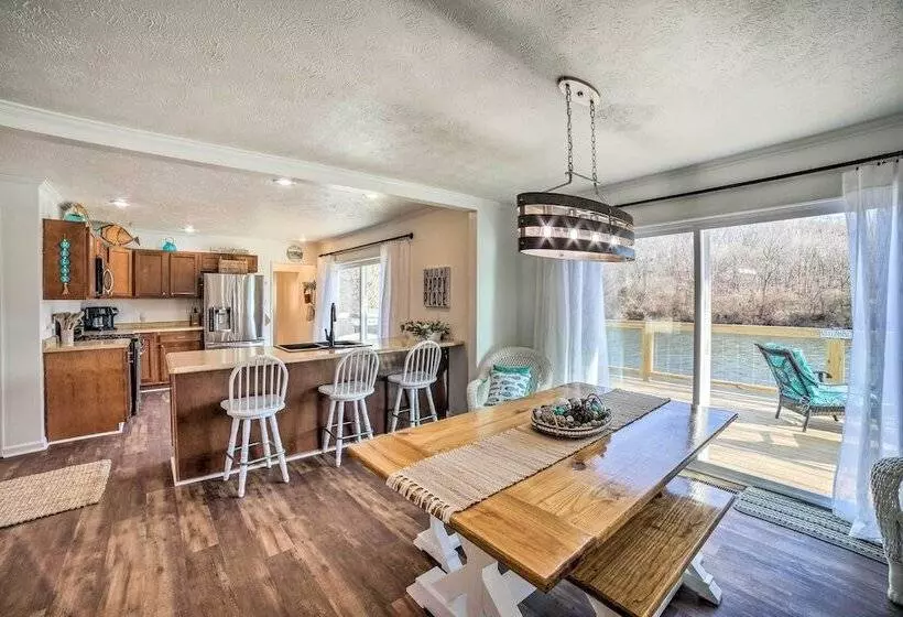 Charming Riverfront Retreat In Monticello!