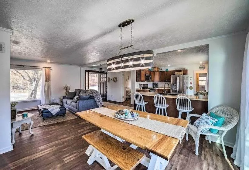 Charming Riverfront Retreat In Monticello!