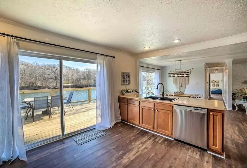 Charming Riverfront Retreat In Monticello!