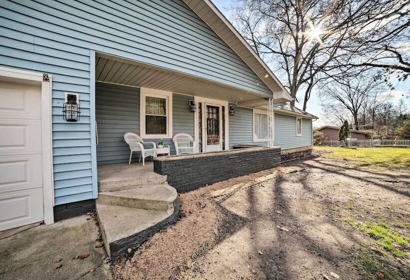 Charming Riverfront Retreat In Monticello!